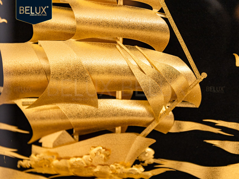 Tranh thuyền buồm dát vàng 24k 81x42cm